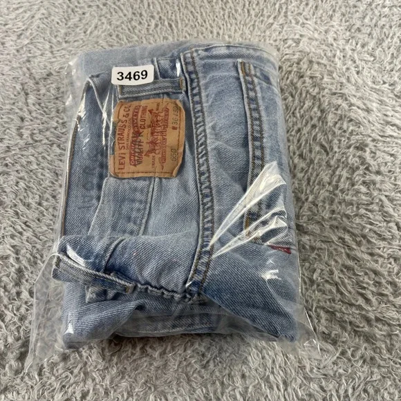 Levi's 550 Jeans Mens 36x30 Relaxed Fit Light Wash Denim Pants - Picture 13 of 13